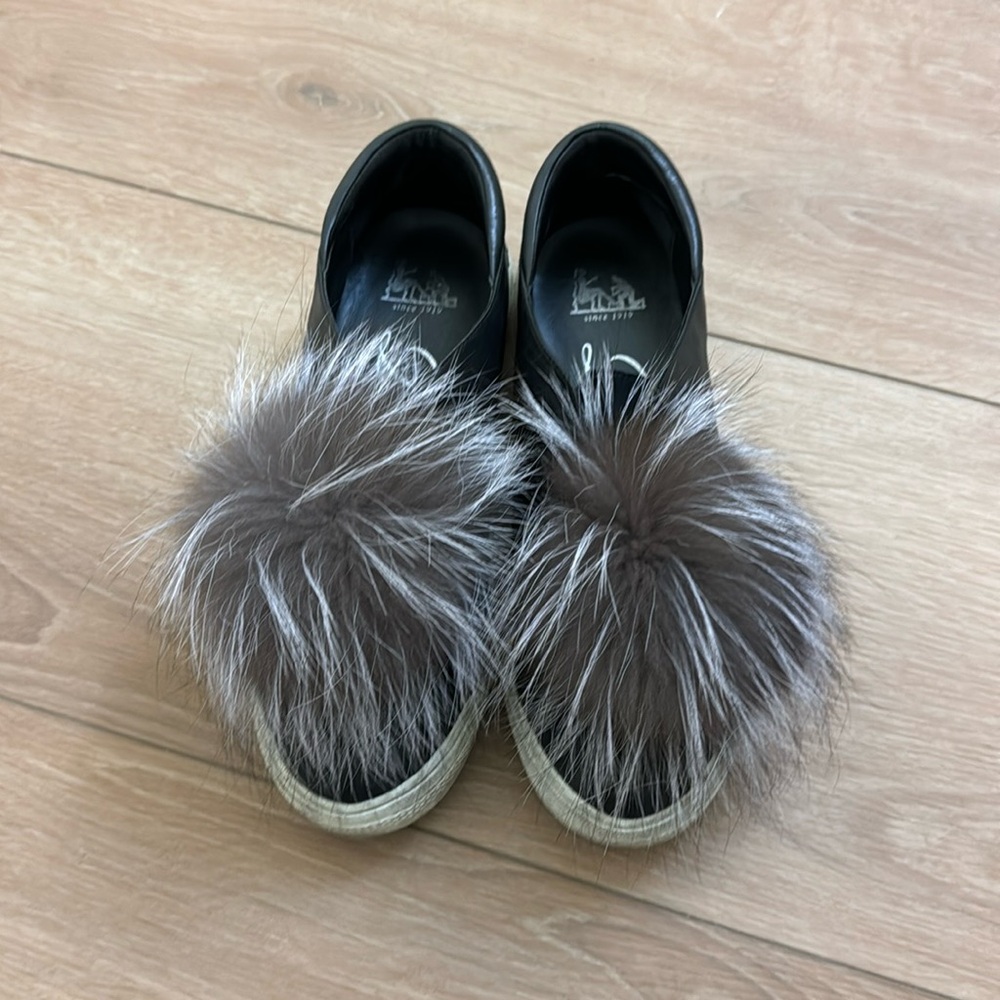 Delman shoes sz 37